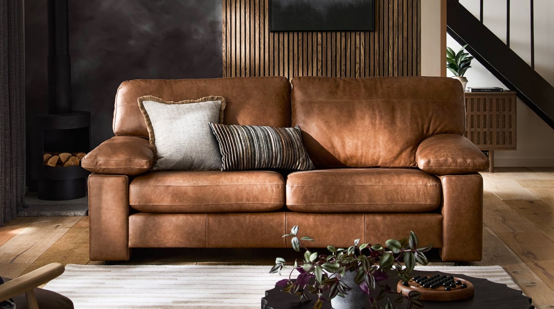 SHOP LEATHER SOFAS